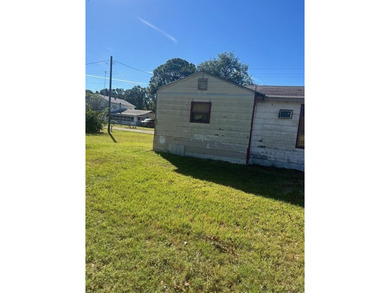 Talk about an INVESTMENT OPPORTUNITY - Check out this property!!