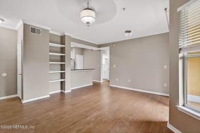 Stunning, move-in ready condo located in the highly sought-after - photo 22
