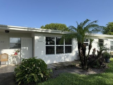 Beautiful 1100sqt condo/villa in desirable Lantana 55+community - photo 25