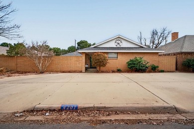 (private lake, pond, coastal) Home For Sale in Midland Texas