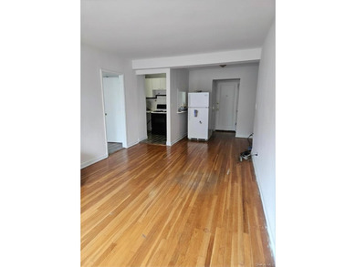 JUST REDUCED!!! Welcome to 2107 Wallace Ave. Unit #4D is a - photo 6