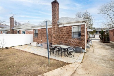 Nestled in a quiet, R2-A zoned pocket of Flushing, this - photo 18