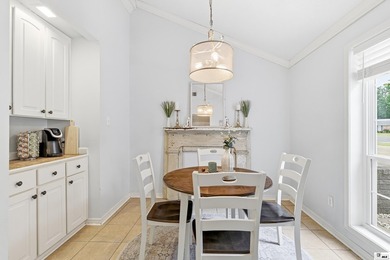 Welcome home to this beautifully maintained 3-bedroom, 2-bath - photo 15