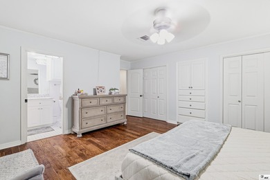 Welcome home to this beautifully maintained 3-bedroom, 2-bath - photo 23