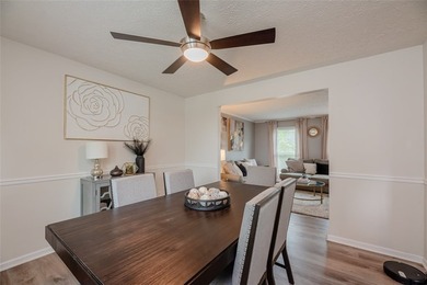 Welcome home to this charming Colonial featuring 3 bedrooms and - photo 8