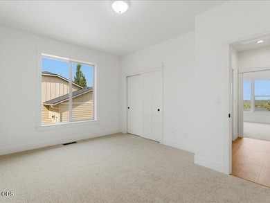New construction home nearing completion in Eagle Crest Resort! - photo 29