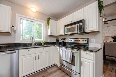 Welcome home to this charming Colonial featuring 3 bedrooms and - photo 10