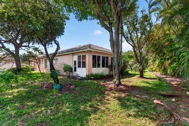 Beautiful Coral Lakes home in Regency Cove North, set on an - photo 37