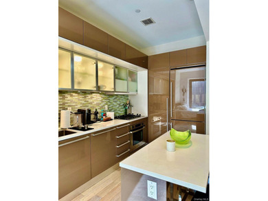 Investor opportunity, excellent value, great tenant. Lease - photo 4