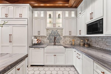 Commanding one of the most prestigious settings on Lake - photo 19