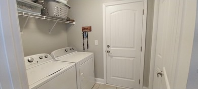 Beautifully maintained, move-in ready single-level home in a - photo 24