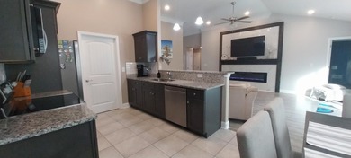 Beautifully maintained, move-in ready single-level home in a - photo 25