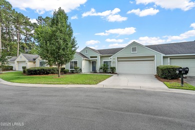 Welcome to the pristine 3 bed, 2 bath Clayton Model villa in the - photo 2