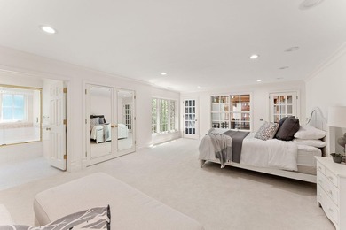 Commanding one of the most prestigious settings on Lake - photo 34