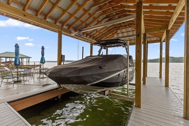 Water Front Living at its beste relax on the main channel of - photo 39