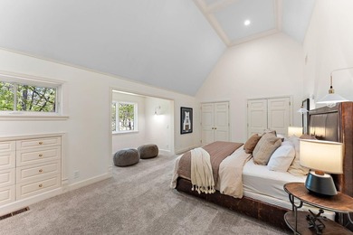 Commanding one of the most prestigious settings on Lake - photo 40