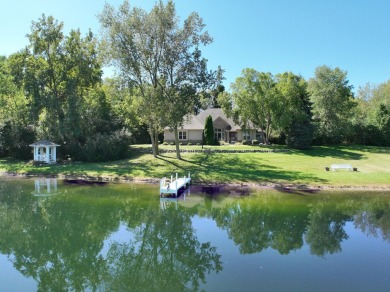 Lake Home For Sale in Delavan, Wisconsin