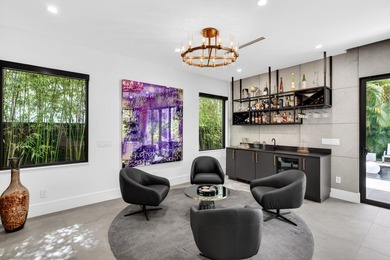 Stunning 4-bed 4-bath, Gated home in Victoria Park with custom - photo 22