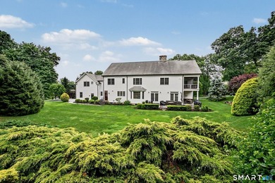 Experience refined living in this exceptional modern Colonial - photo 33