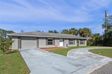 Lake Home For Sale in Mount Dora, Florida