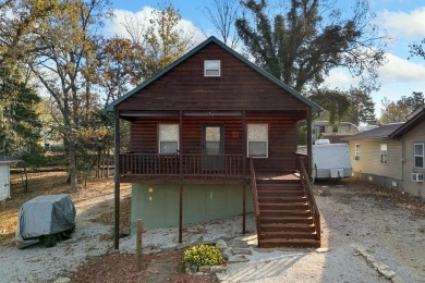 Lake Home For Sale in Diamond City, Arkansas