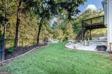 Welcome to this spacious 6-bedroom, 5-bathroom home offering the - photo 23