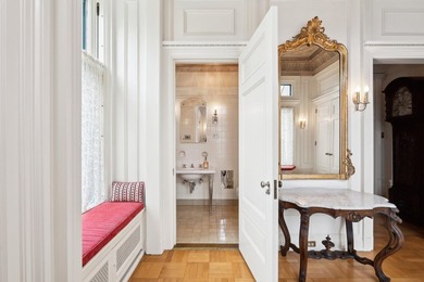 One of the city's most distinguished residences, the Samuel - photo 23