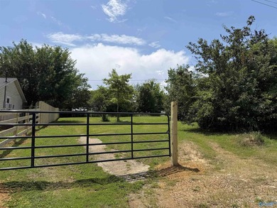 Discover this beautiful 2025 Mfg 3 bed / 2 bath home on a - photo 28