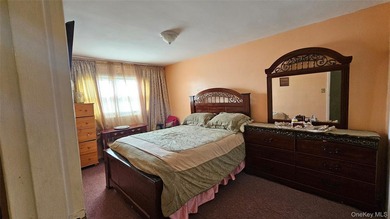 A distinguished two-family residence in Canarsie - offering - photo 6