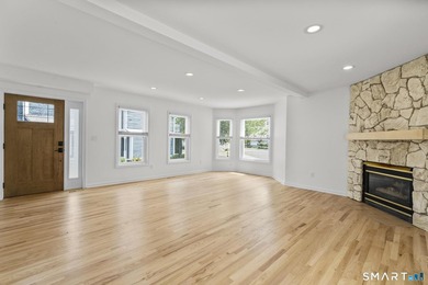 Location, Location, Location! This stunningly remodeled - photo 8