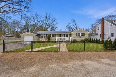 Welcome to this well maintained ranch style home located at 162 - photo 1