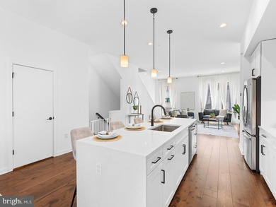 Move-In Ready Corner Townhome at North Bank priced to sell!! - - photo 12