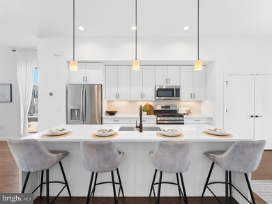 Move-In Ready Corner Townhome at North Bank priced to sell!! - - photo 15