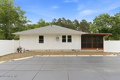 Truly unique property that must be seen in person to appreciate - photo 19