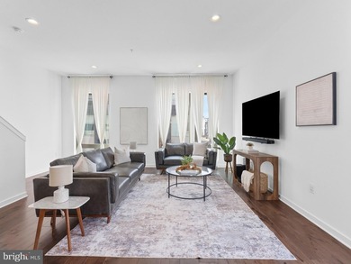 Move-In Ready Corner Townhome at North Bank priced to sell!! - - photo 19