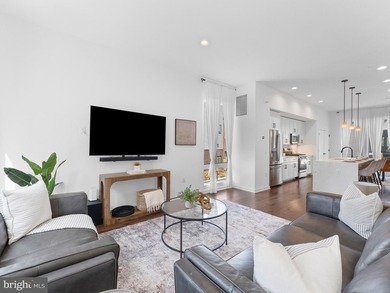 Move-In Ready Corner Townhome at North Bank priced to sell!! - - photo 20