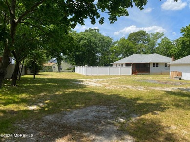 Truly unique property that must be seen in person to appreciate - photo 23