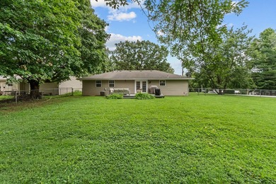 Welcome to 2607 E Cragmont Street. This charming 3-bedroom, 1 - photo 25