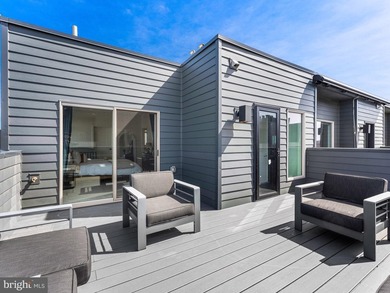 Move-In Ready Corner Townhome at North Bank priced to sell!! - - photo 26