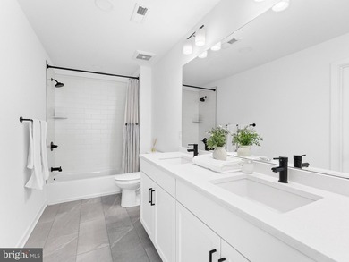 Move-In Ready Corner Townhome at North Bank priced to sell!! - - photo 34