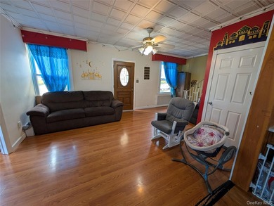 Welcome to this well maintained 5-bedroom, 2-bathroom home in - photo 5