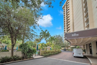 Lake Mangonia Condo For Sale in West Palm Beach Florida