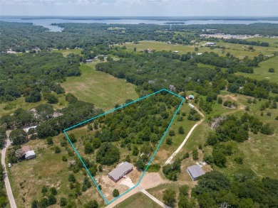 Cedar Creek Lake Home For Sale in Eustace Texas