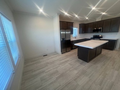 Great deal on a brand new construction manufactured home. Big - photo 4