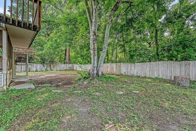 Welcome to this spacious 3+ bedroom, 2 bath home in the - photo 26