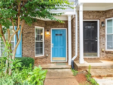 Walden Lake Condo For Sale in Decatur Georgia