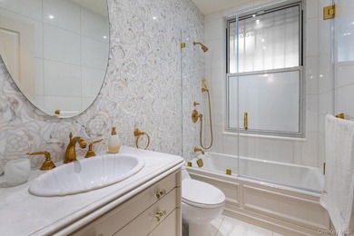 Residence GA at 500 West End Avenue is a sophisticated - photo 15