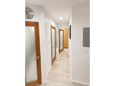 Stunning Fully Renovated Waterfront Condo with Marina Views - photo 16