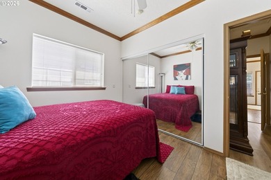 Welcome home to this well-maintained property located at the end - photo 18