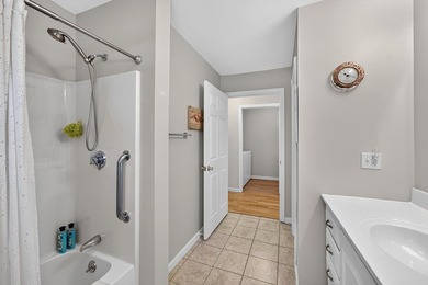 Quality-built and low maintenance, this charming two-bedroom - photo 19